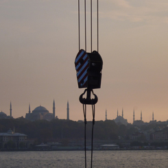 Salıpazarı'na Komşu Galeri Apel'den “Liman” Sergisi