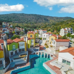 XL Mimarlık+Mühendislik Nea Vourla Konut Sitesi’ni Tasarladı