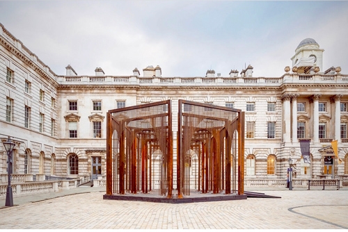 Melek Zeynep Bulut'a Londra Tasarım Bienali’nden...