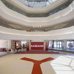 Autoban'dan Yeni Nesil Çalışma Ortamı: Akbank Genel Müdürlük Binası