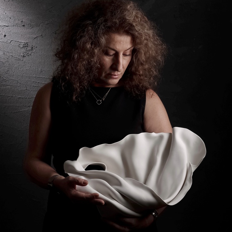 Tuba Önder Demircioğlu’nun Kişisel Sergisi “Karşılaşma” 