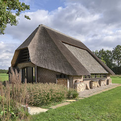 Sheepfold House: Koyun Ağılı Evi 