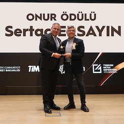 Sertaç Ersayın’a Onur Ödülü