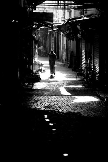 Luiz Menegaz / Dawn stroll in Marocco
