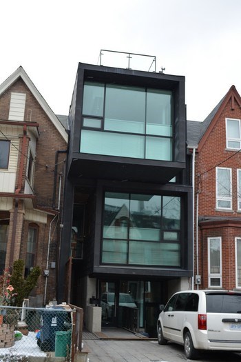Pachter Residence