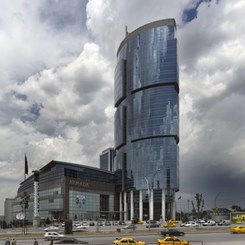 Armada Alışveriş ve İş Merkezi