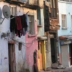 Sulukulelilerden 8 Nisan Dünya Roman Günü'ne Özel Basın Açıklaması