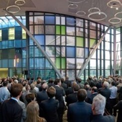 Paris Siluetinin Yeni Simgesi Çevreci Nehir Tanrıçası 'Sequana'