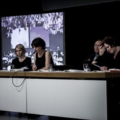 İstanbul Bienali Direktörü'ne Uluslararası Görev