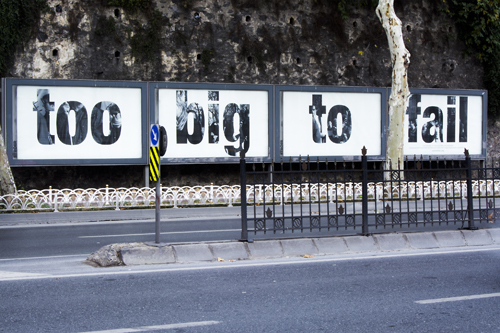 Oliver Ressler, Too big to fail [İflas için çok büyük] Fotoğraf: Mustafa Hazneci