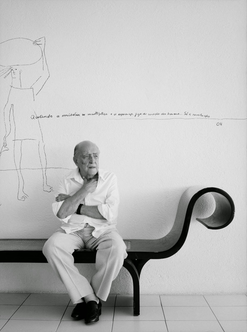 Oscar Niemeyer, Reto Guntli