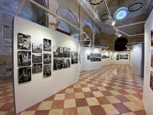 TARİH SİZE BAKIYOR Ara Güler Fotoğraflarında...